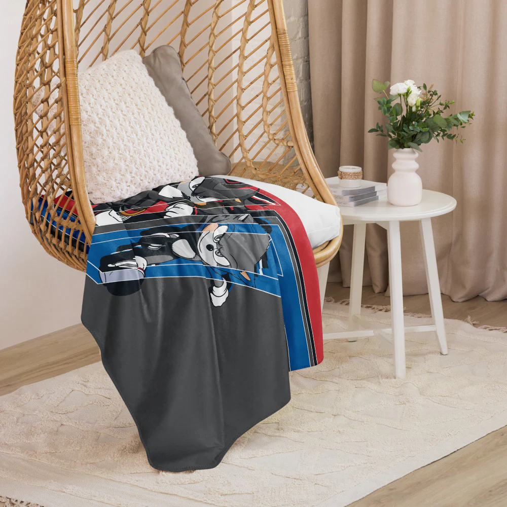 Sonic the Hedgehog 3 Shadow vs Sonic Premium Sherpa Blanket - Image 6